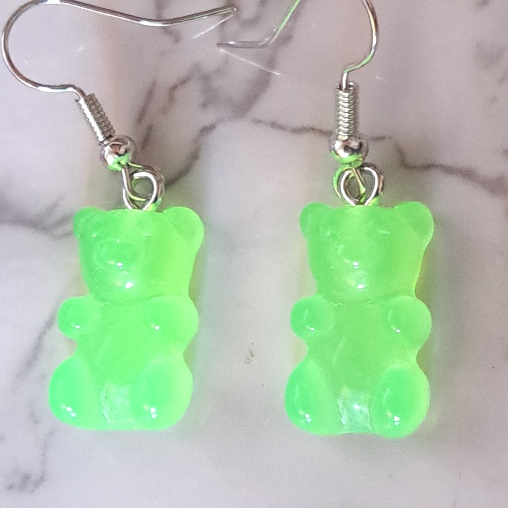 Quirky‎ Lizard Boutique Gummy Bear Earrings Womens OS Neon Green Kandi Resin Y2K